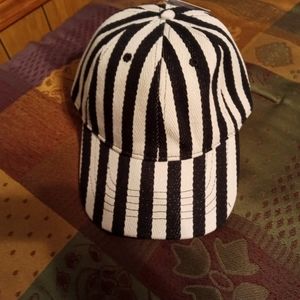 Ladies striped hat